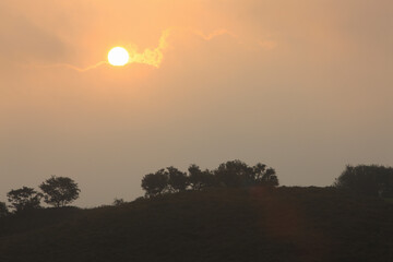 秋吉台から望む朝の山並み