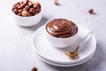 Homemade cream with hazelnuts