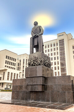 Minsk city. Sculpture of Lenin