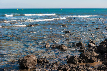 Strand mit Vulkangestein am Cap d’Agde