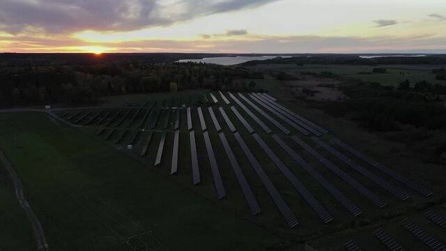 The large solar farm "HSB S&ouml;dermanlands solcellspark" outside the city Strangnas in Sweden