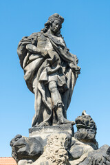 Fototapeta na wymiar Statue Veit auf der Karlsbrücke in Prag