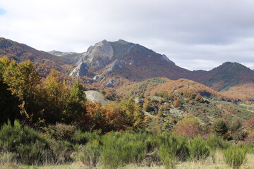 Castilla y León. León. Prioro. El Pando. El Otoño llama a la puerta del paraíso.