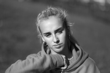 Black and white portrait of young woman