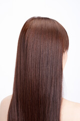 ストレートヘアーの女性