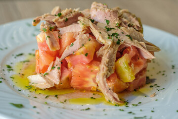 tomate con ventresca comida saludable españa