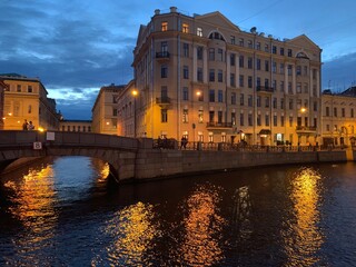 Fototapeta na wymiar Moyka river, midnight sun, Saint Peterburg