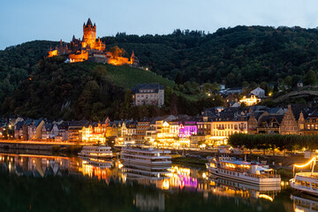 View of the Reichsburg in Cochem on the Moselle at night