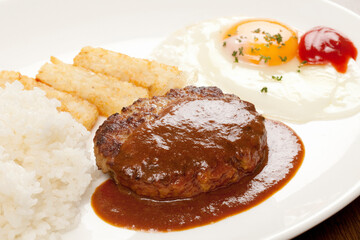 ハンバーグランチ