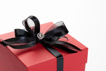 リボンがけのギフトボックス