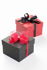 リボンがけのギフトボックス