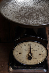 レトロな秤
