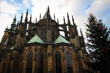 Fototapeta na wymiar Saint Vitus cathedral facade view, Prague, Czech Republic