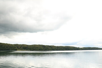 静かな海の水面と緑 quiet sea surface and green 1