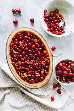 Making cherry tart