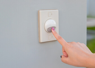 Press the buzzer in front use for background