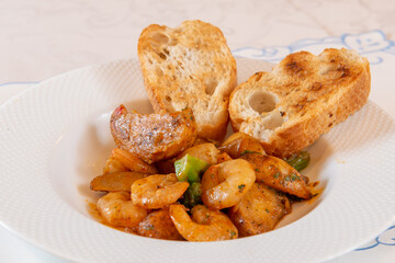 イタリア料理　エビのトマトソテー　前菜