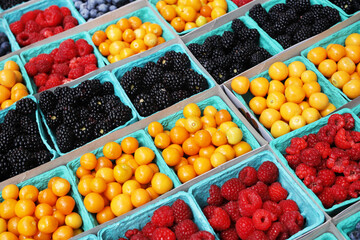 market berries
