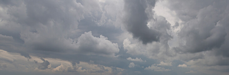 Image of a dark and cloudy sky during the day