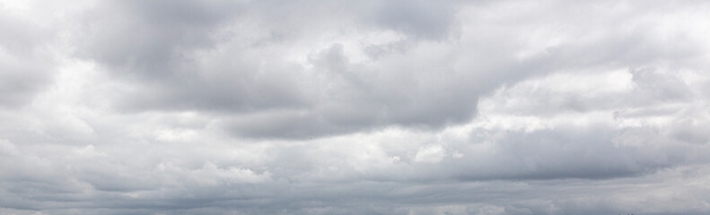 Image of a dark and cloudy sky during the day