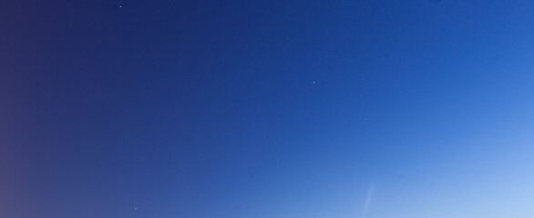 Fototapeta na wymiar Image of a clear and cloudless sky can be used as background