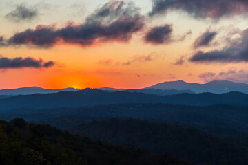 Fototapeta na wymiar Amazing sunset over the mountains, Flat Rock, NC