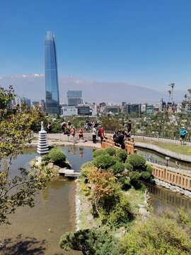 Jard&iacute;n japon&eacute;s parque metropolitano de Santiago de chile