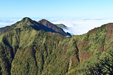 Fototapete 四国の名山 石鎚山の紅葉 Fototapeten Yosuke