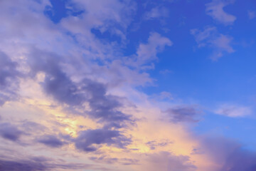 Fototapeta na wymiar Blue sky and white cloud, autumn sunset background