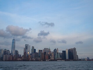 Fototapeta premium 海からのマンハッタン島