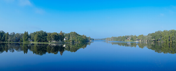 Fototapeta premium The landscape of Tampa and Hillsborough river in Florida