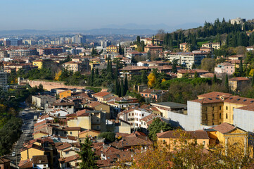 Obraz premium Beautiful cityscape overlooking Verona.