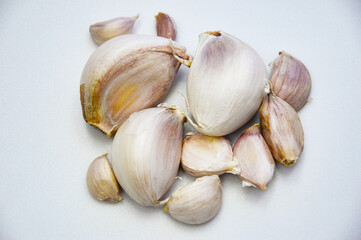 Garlic cloves