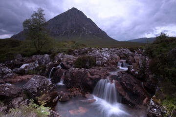 Fototapeta premium Ben Etive and its waterfalls (Scotland)