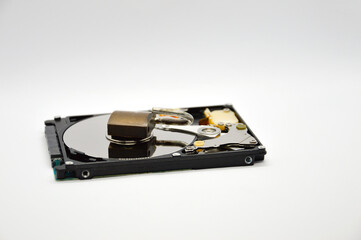 Computer hard disk (hard drive) Media Image Protection from viruses and hackers