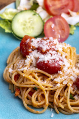 spaghetti pasta with cherry tomatoes