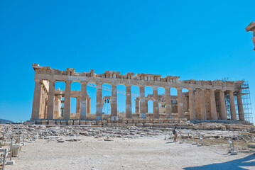 Fototapeta premium The Acropolis of Athens, Greece, August 2020: Tourist season on the Acropolis during the Coronavirus pandemic