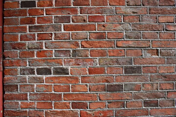 Hauswand aus Ziegelsteinen