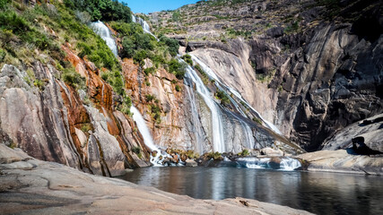 Naklejka premium Ezaro waterfall in Dumbria, La Coruña