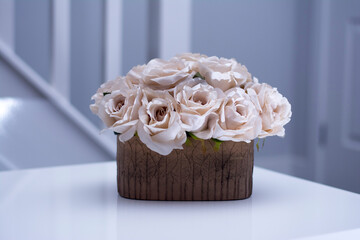 kwiaty ,roze w wazonie © Krzysztof