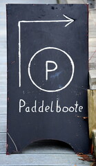 Hinweistafel: Parkplatz für Paddelboote