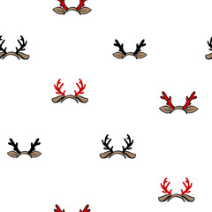 Christmas deer horns seamless pattern in hipster style on white background. Vector cartoon  illustration wallpaper design. Hand drawn holiday illustration. Vector icon.