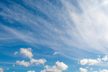 Fototapeta premium blue sky with dramatic clouds
