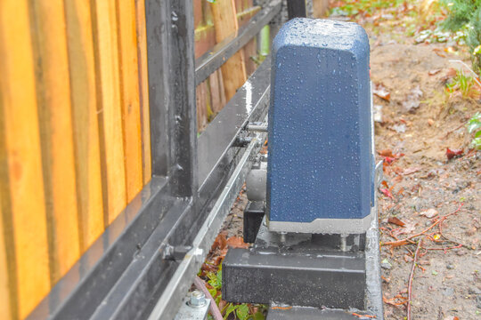 a automatic gate mechanism on the garden plot