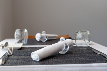 レストランのテーブルセッティング　テーブルコーディネート