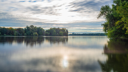 Herastrau Park im Morgenlicht - Bukarest, Rumänien