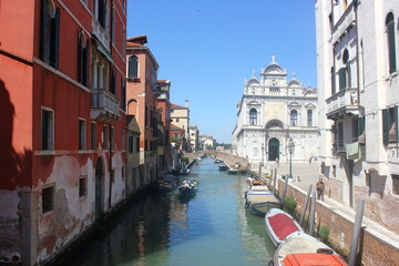 city grand canal