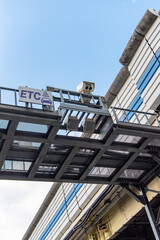 高速道路入口のETCのアンテナ