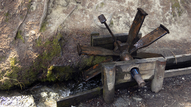 Moulin sur un ruisseau 