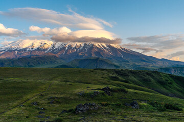 Fototapeta na wymiar At sunset, view of Plosky Tolbachik volcano